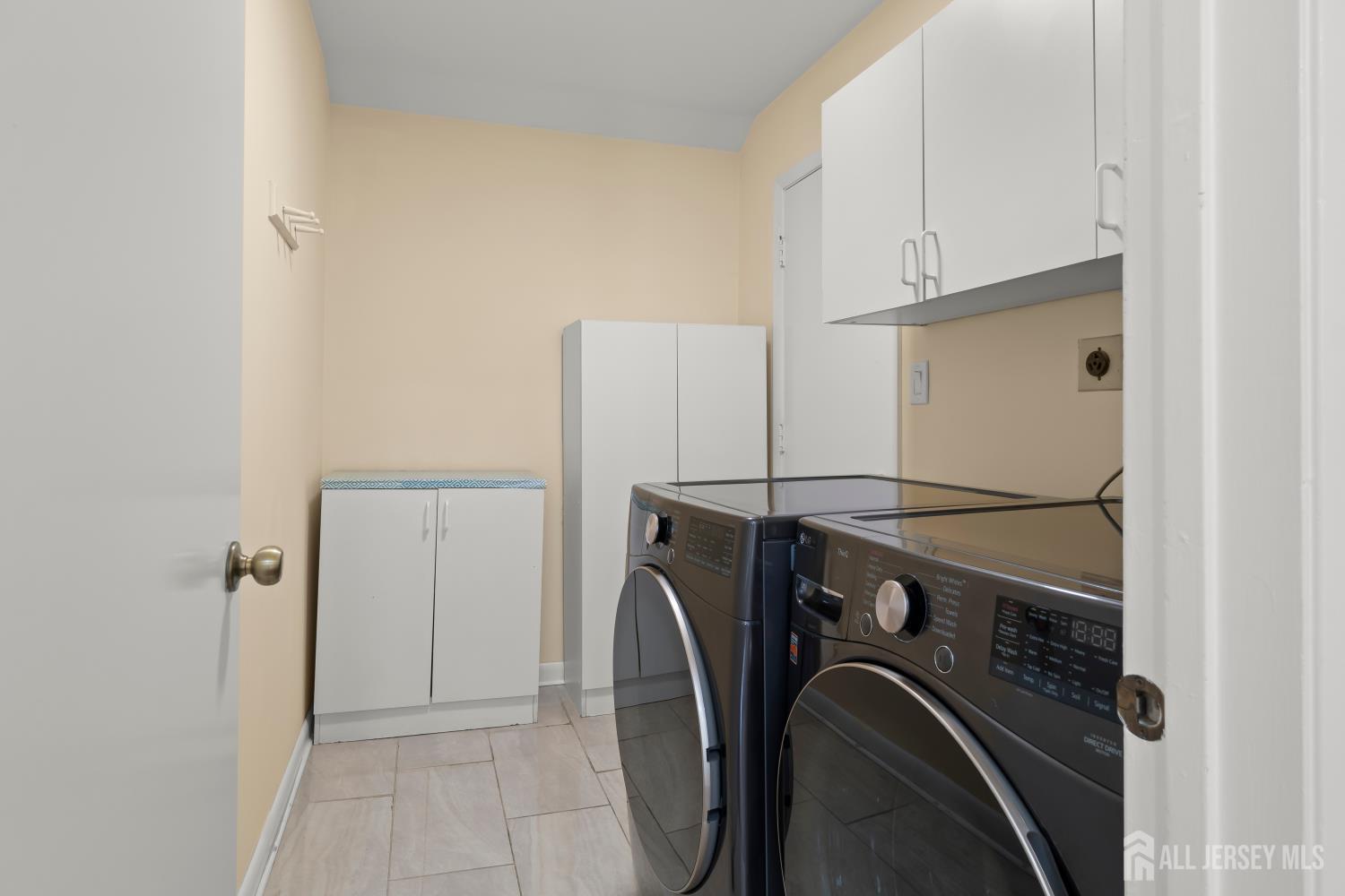155 Thoreau Drive Plainsboro NJ 08536