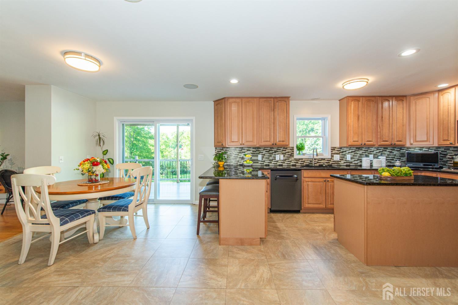 24 Willow Lane Marlboro NJ 07726