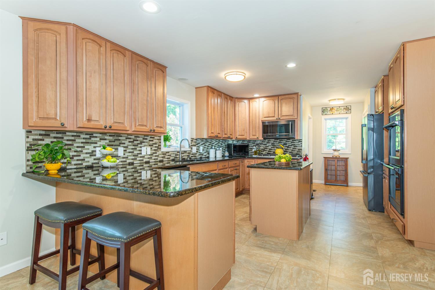 24 Willow Lane Marlboro NJ 07726