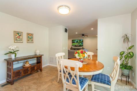 24 Willow Lane Marlboro NJ 07726
