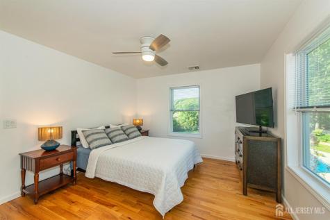 24 Willow Lane Marlboro NJ 07726