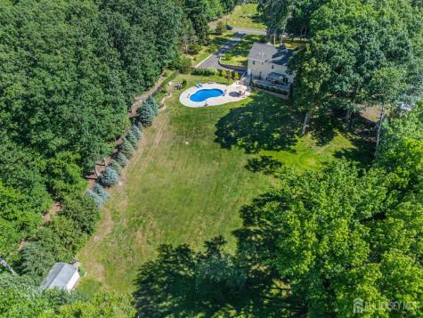 24 Willow Lane Marlboro NJ 07726