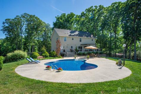 24 Willow Lane Marlboro NJ 07726