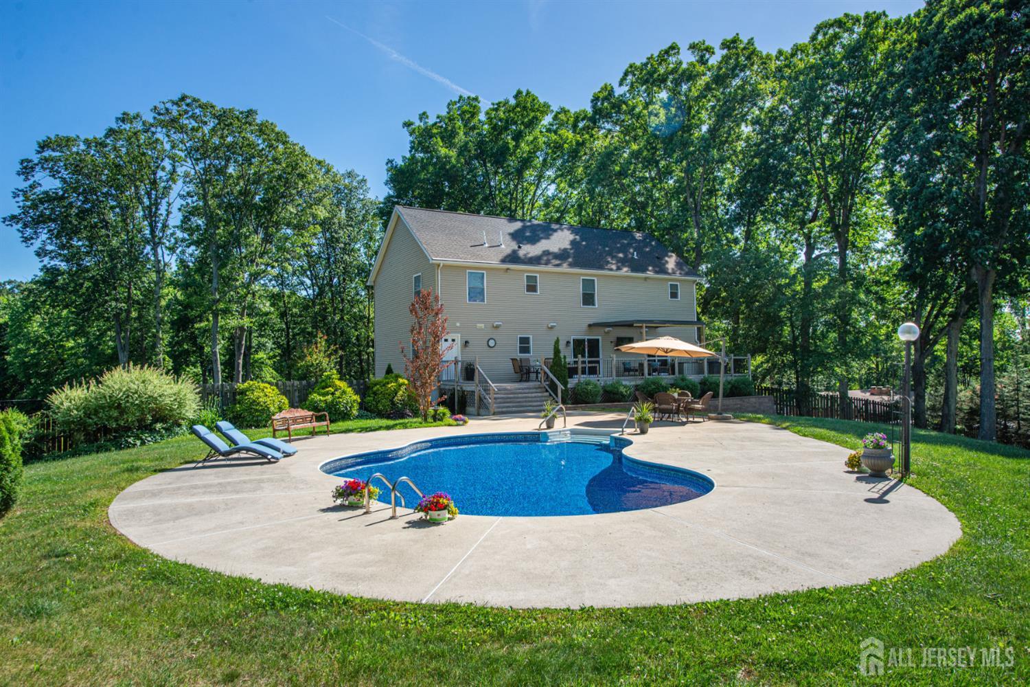 24 Willow Lane Marlboro NJ 07726