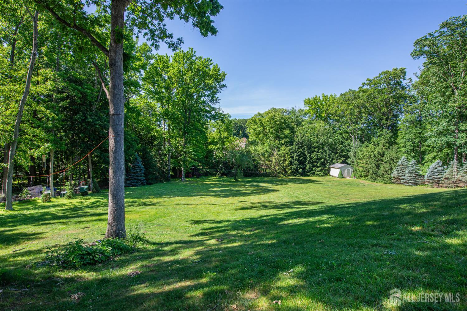 24 Willow Lane Marlboro NJ 07726