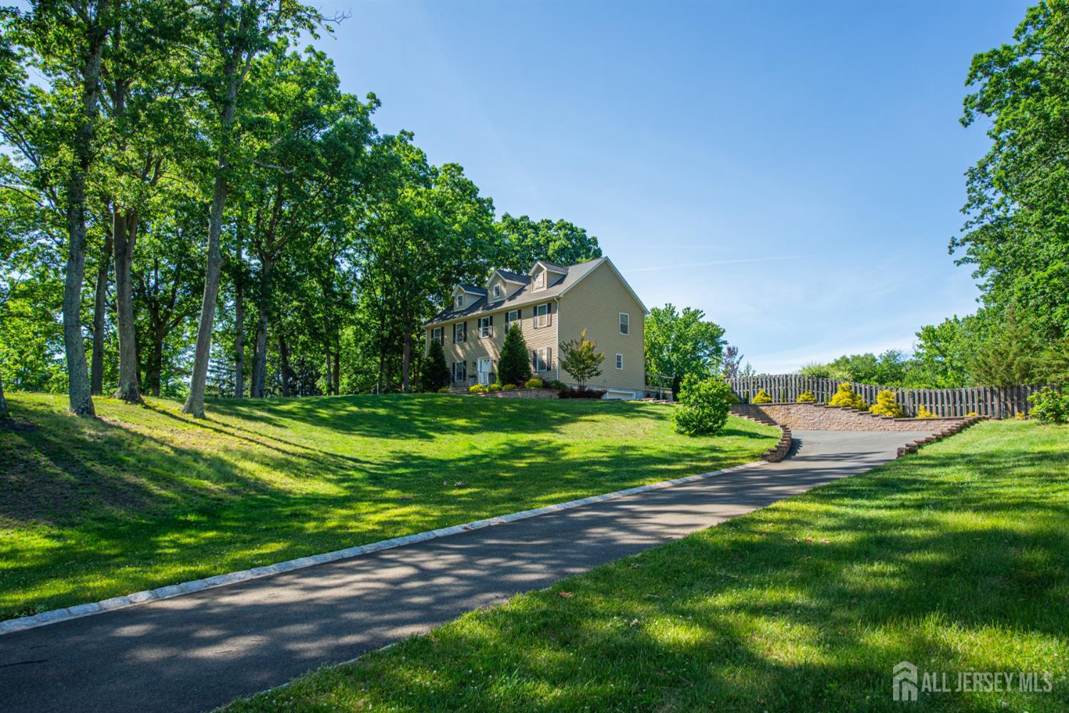 24 Willow Lane Marlboro NJ 07726