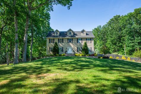 24 Willow Lane Marlboro NJ 07726