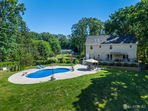 24 Willow Lane Marlboro NJ 07726