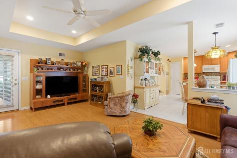 25 Ivy Hill Road Lakewood NJ 08701