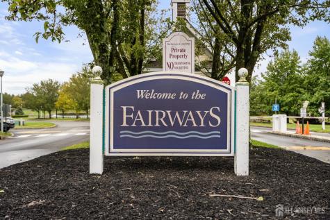 25 Ivy Hill Road Lakewood NJ 08701
