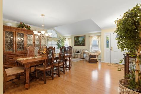 25 Ivy Hill Road Lakewood NJ 08701