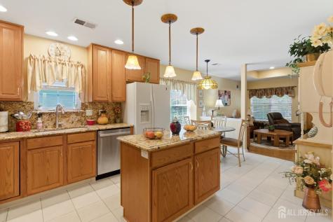 25 Ivy Hill Road Lakewood NJ 08701