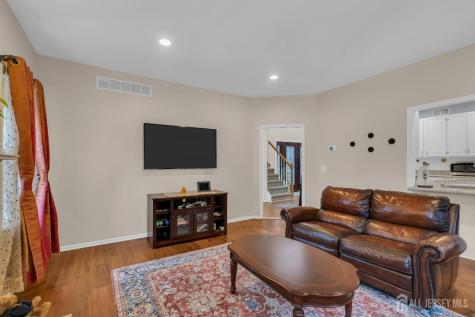 6 Johnny Drive Farmingdale NJ 07727