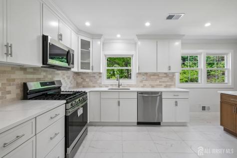 16 Hershey Road East Brunswick NJ 08816