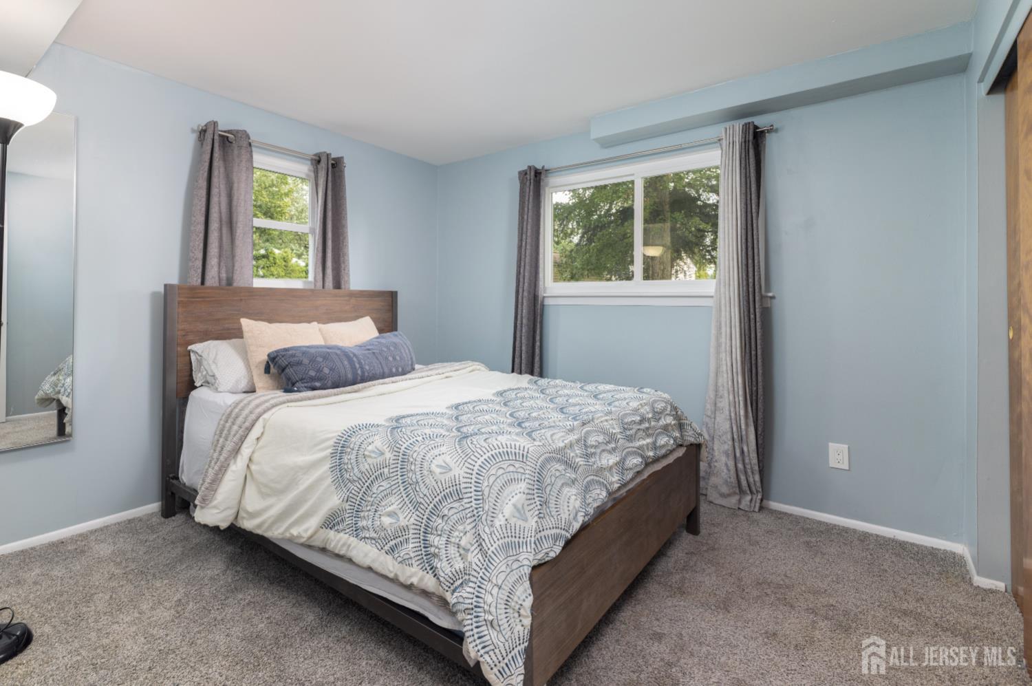 389 Durham Avenue Edison NJ 08817