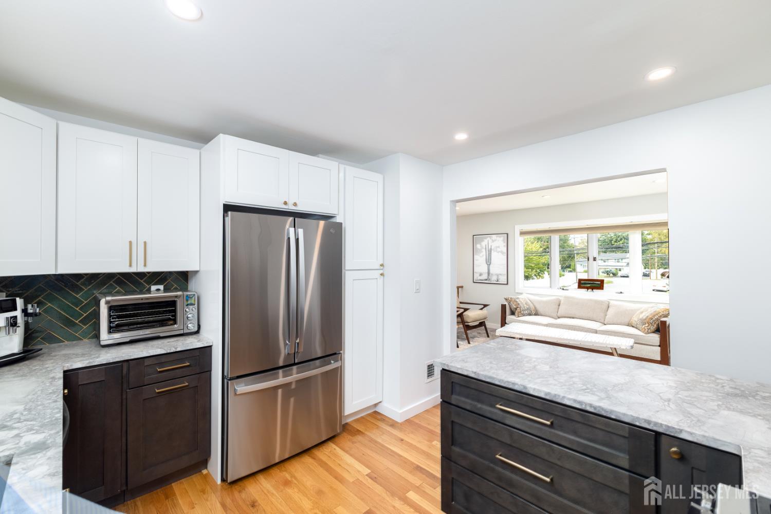 389 Durham Avenue Edison NJ 08817