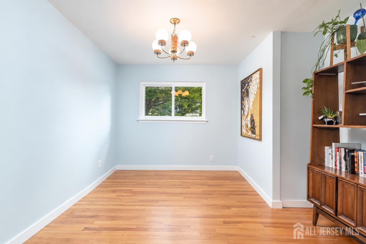 389 Durham Avenue Edison NJ 08817