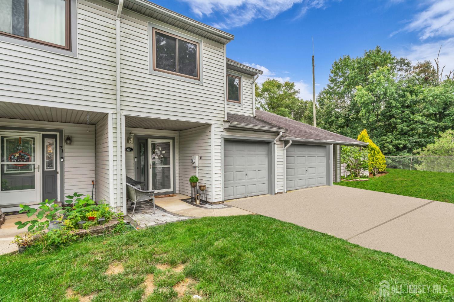 69 Lexington Circle Old Bridge NJ 07747