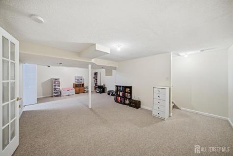 7 Candle Lane East Brunswick NJ 08816