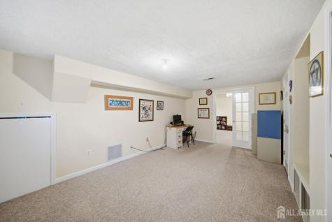 7 Candle Lane East Brunswick NJ 08816