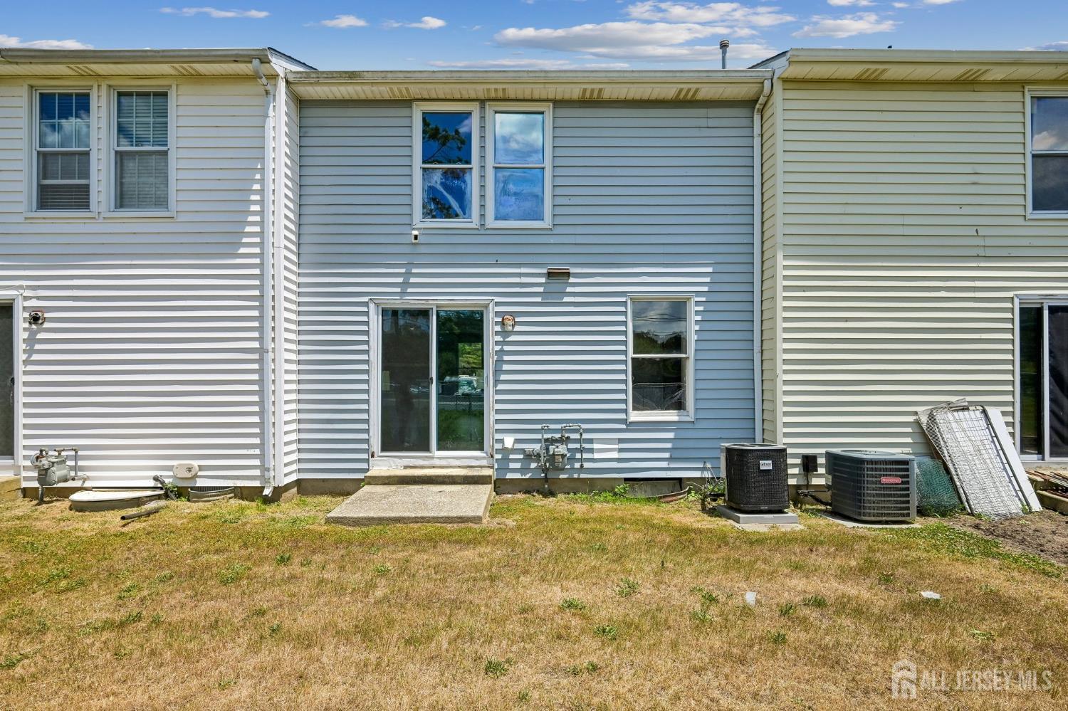 23 Theresa Court Galloway NJ 08205