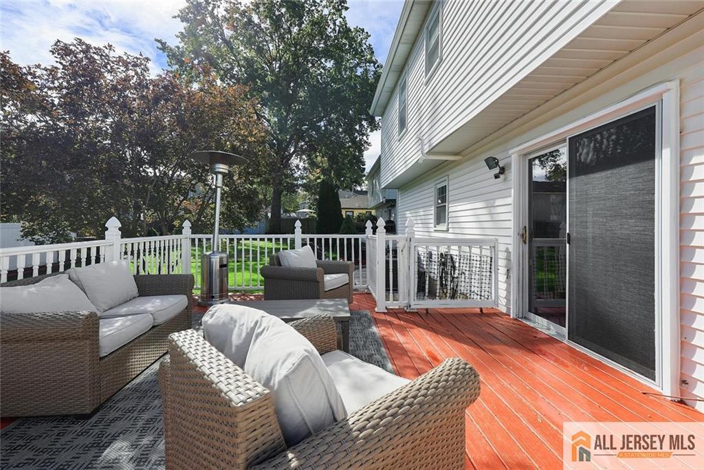 18 Westinghouse Street Metuchen NJ 08840