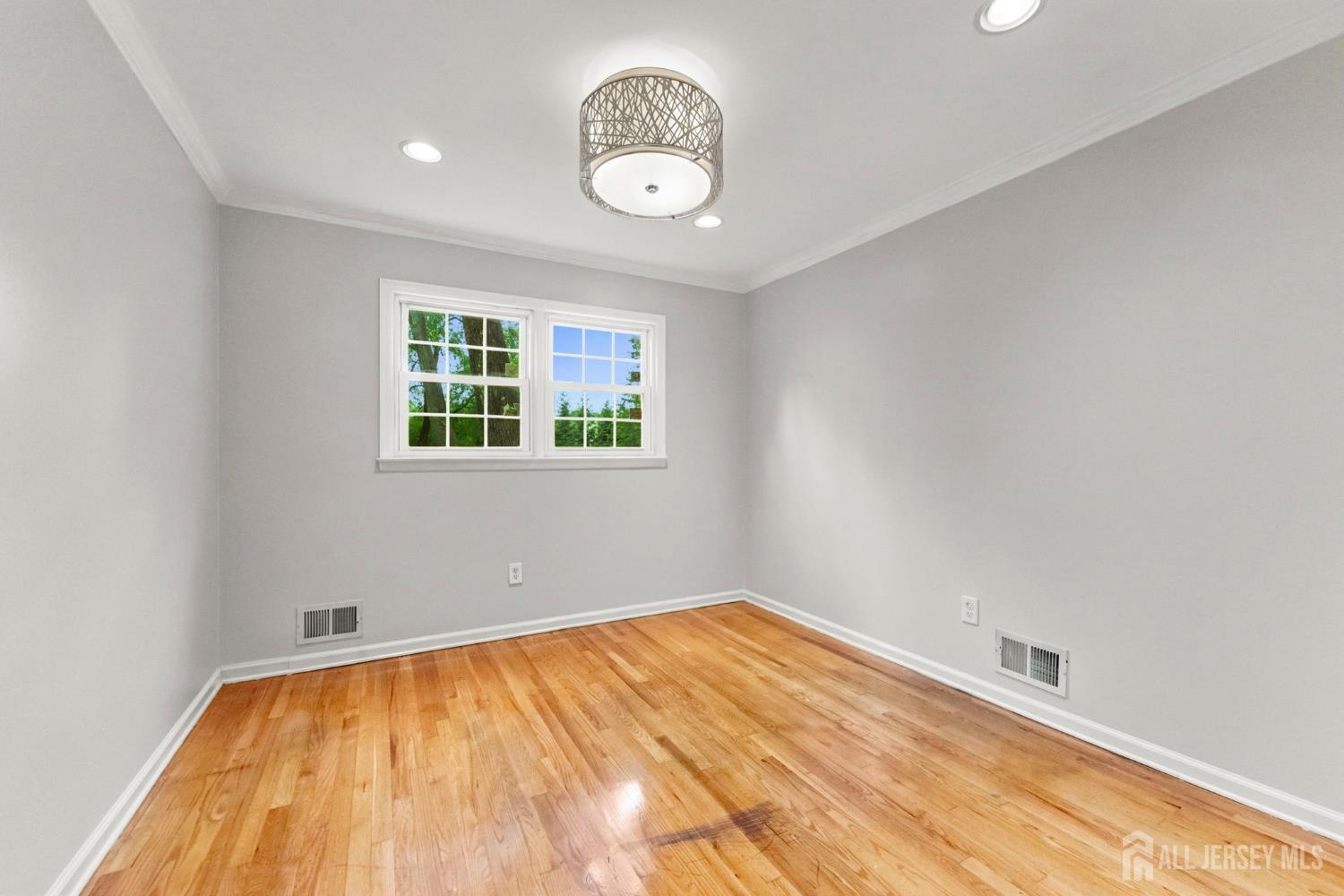4 Redcoat Drive East Brunswick NJ 08816