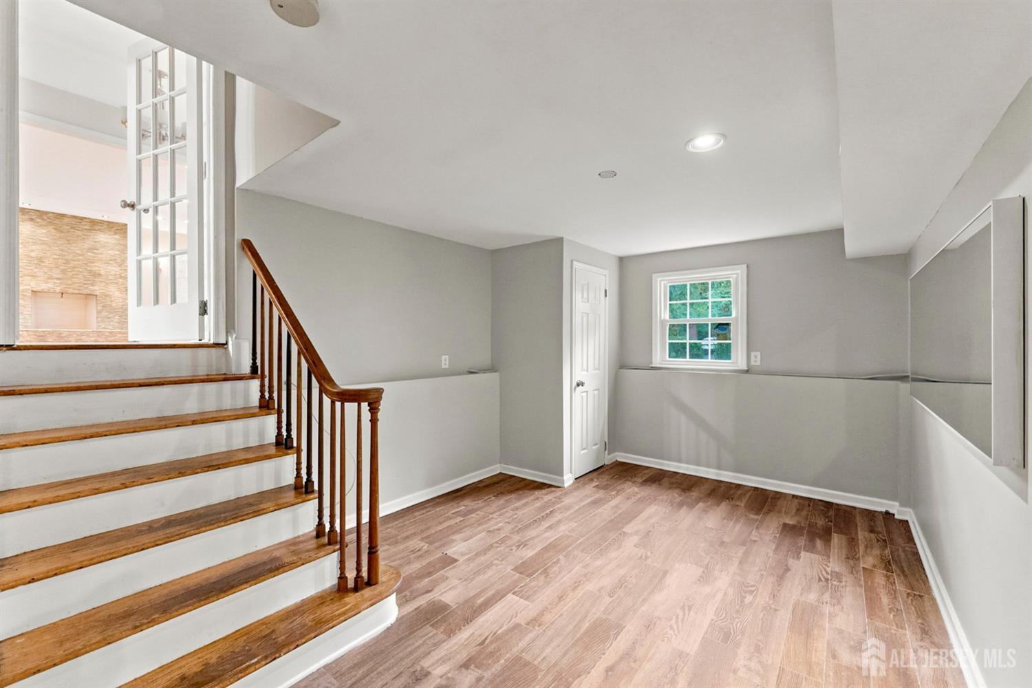 4 Redcoat Drive East Brunswick NJ 08816