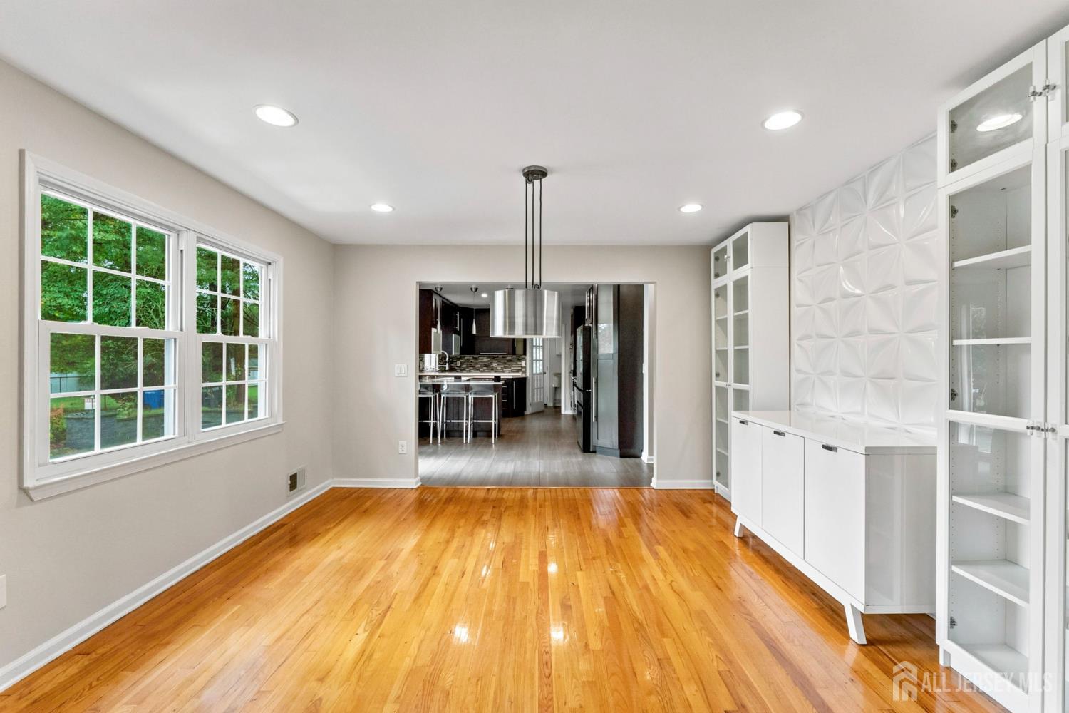 4 Redcoat Drive East Brunswick NJ 08816