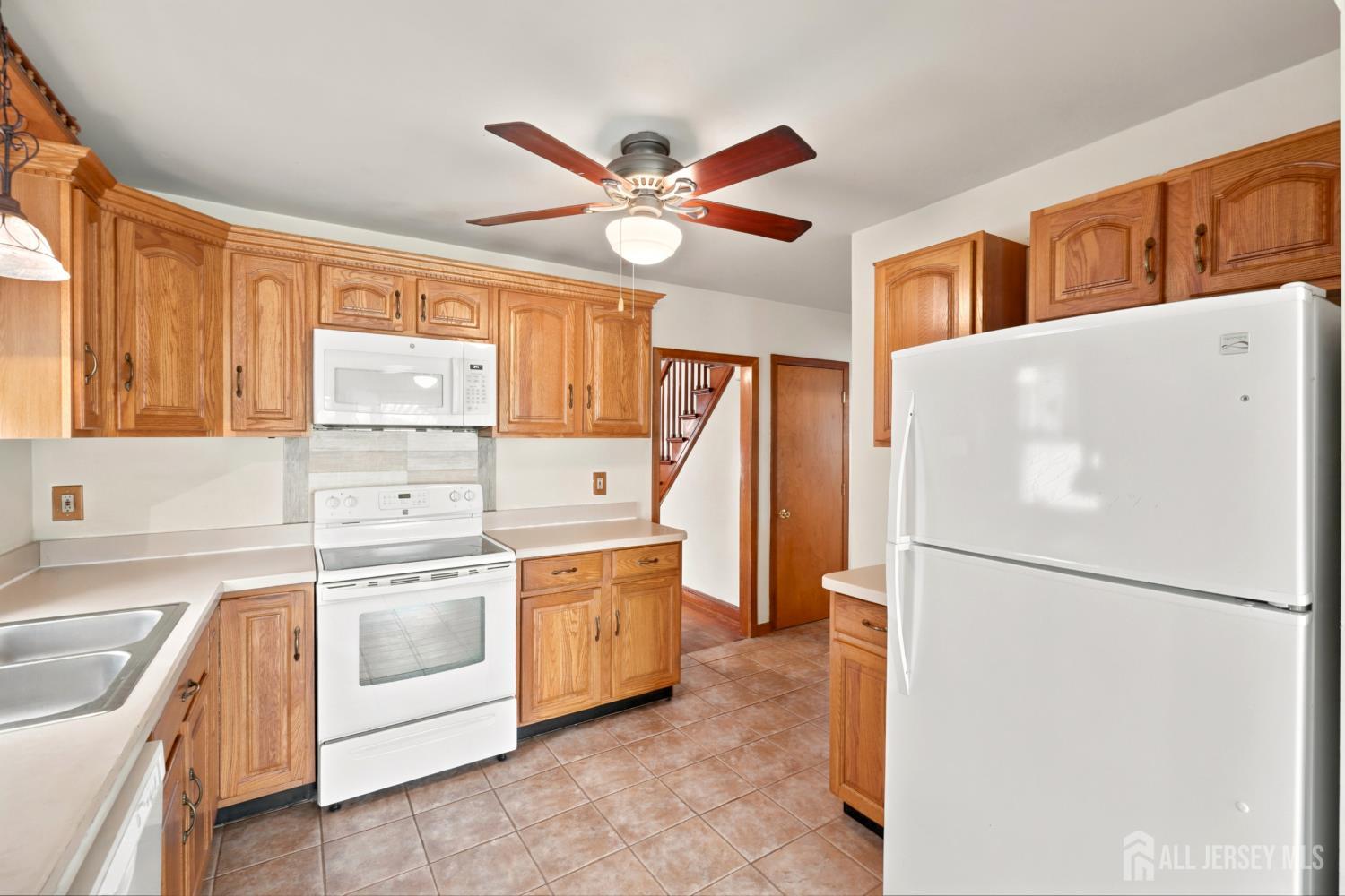 94 Luther Avenue Perth Amboy NJ 08861
