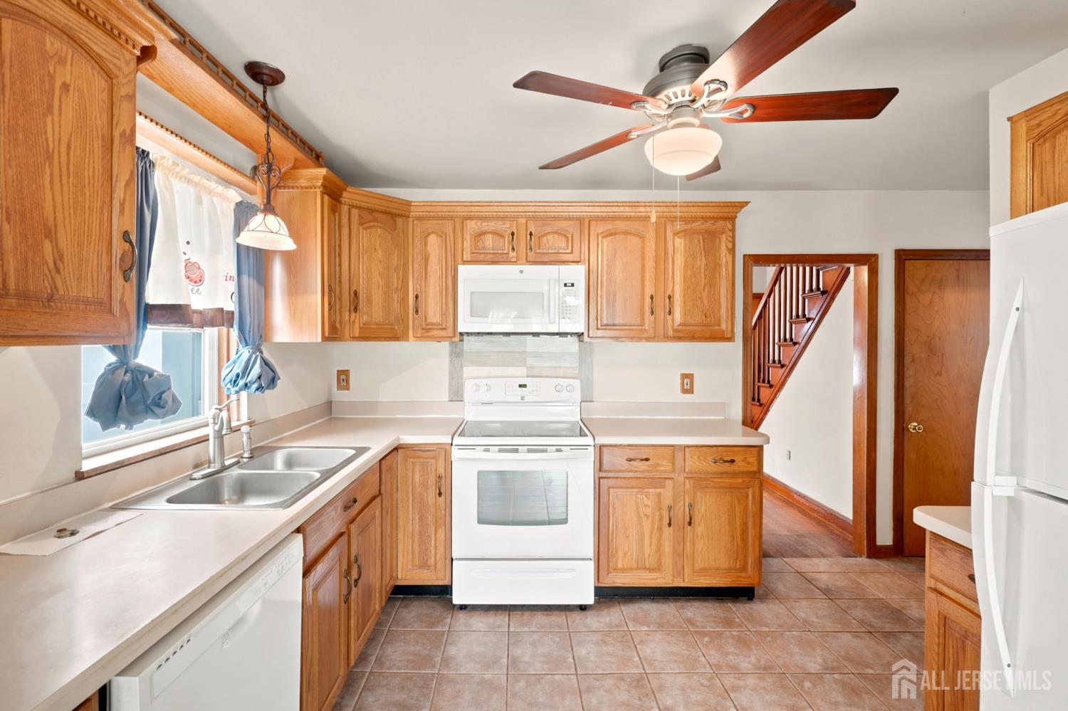94 Luther Avenue Perth Amboy NJ 08861