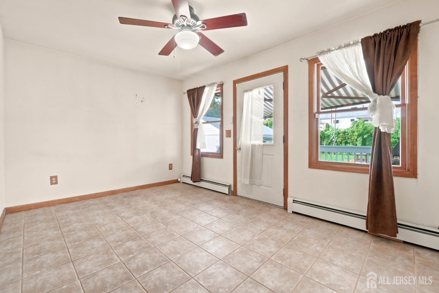 94 Luther Avenue Perth Amboy NJ 08861