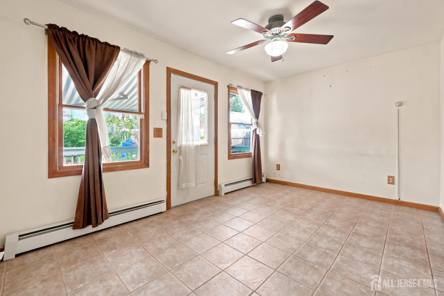 94 Luther Avenue Perth Amboy NJ 08861