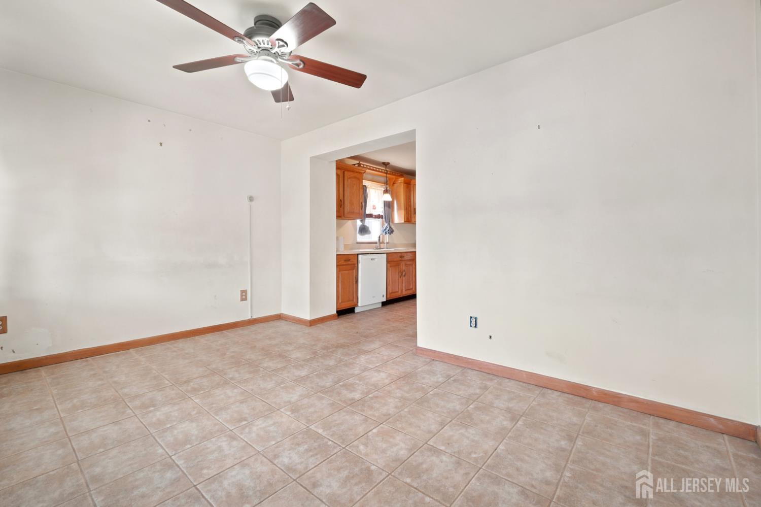 94 Luther Avenue Perth Amboy NJ 08861