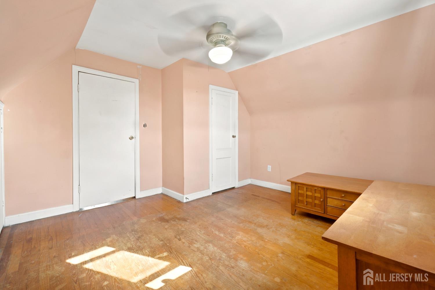 94 Luther Avenue Perth Amboy NJ 08861