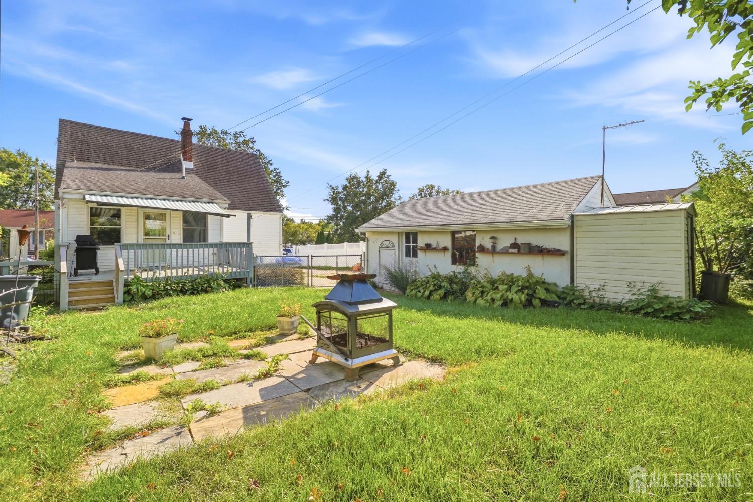 94 Luther Avenue Perth Amboy NJ 08861