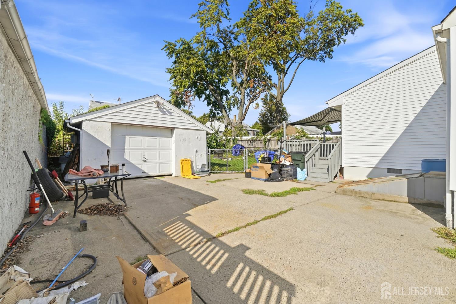 94 Luther Avenue Perth Amboy NJ 08861