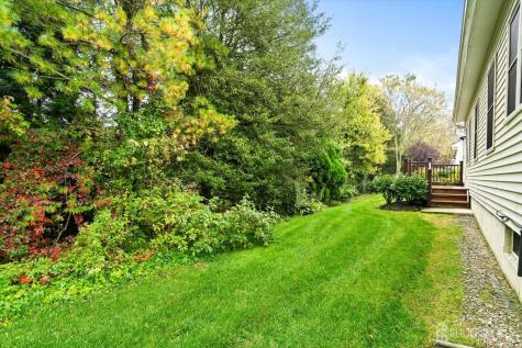 103 Ridgway Drive Florence NJ 08505