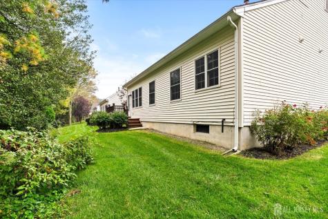 103 Ridgway Drive Florence NJ 08505