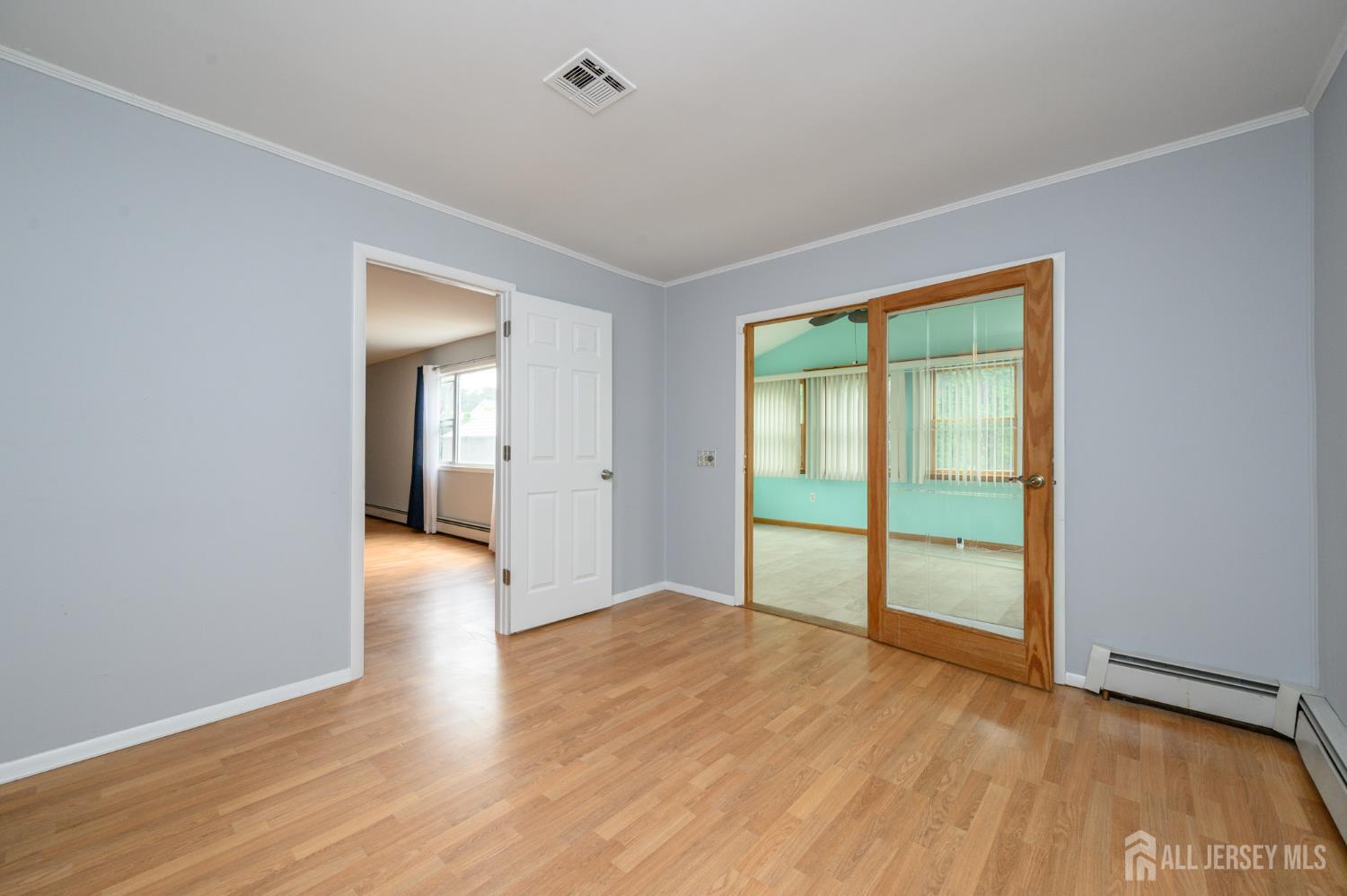 8 Lumsden Court Toms River NJ 08757