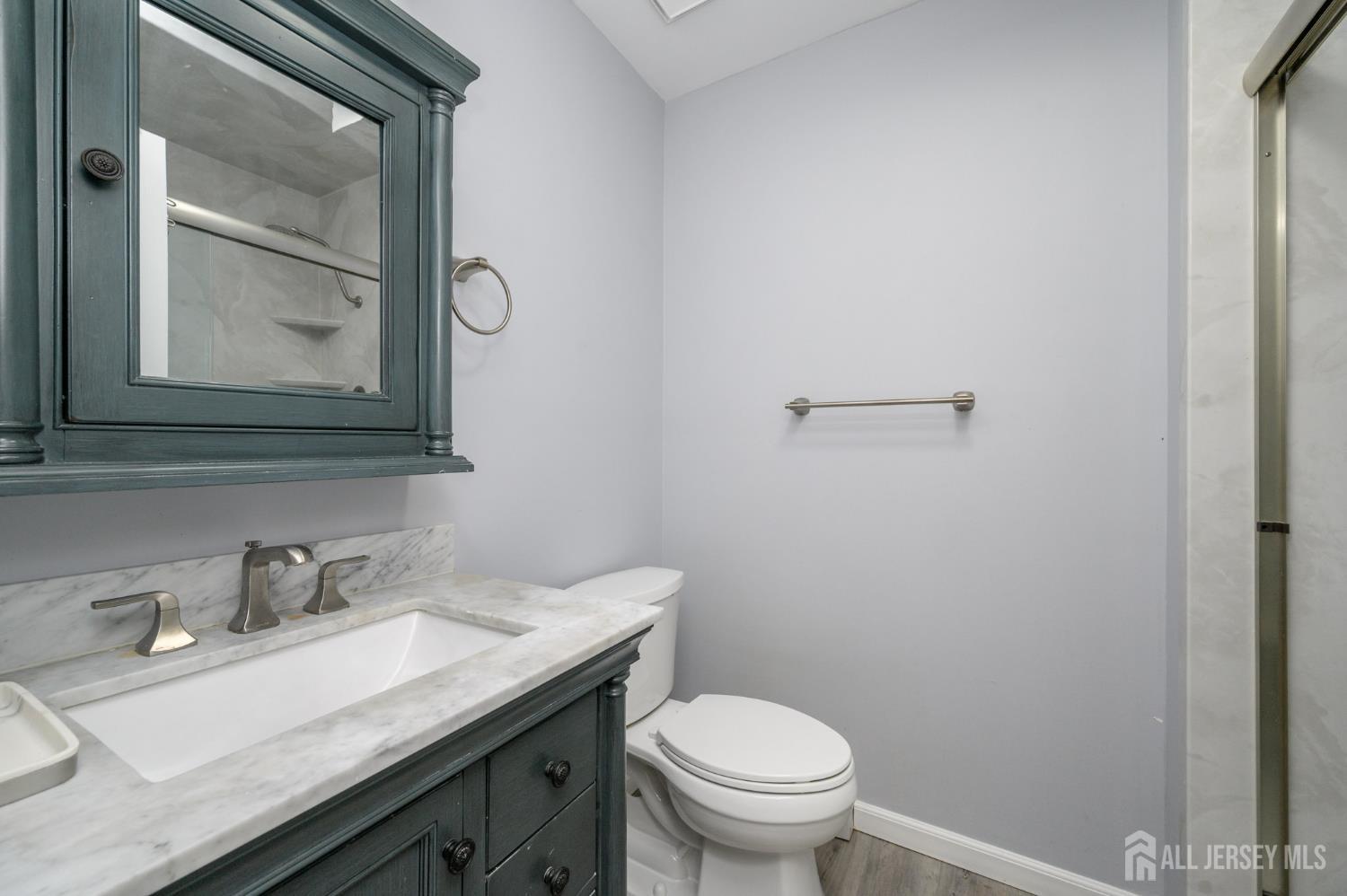 8 Lumsden Court Toms River NJ 08757