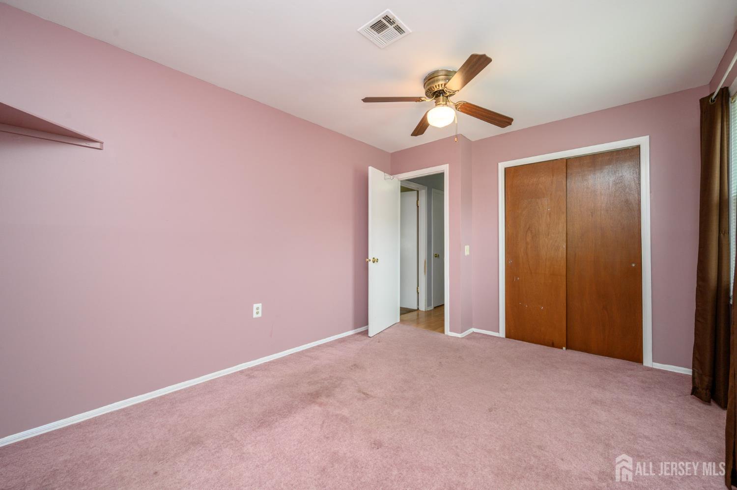 8 Lumsden Court Toms River NJ 08757