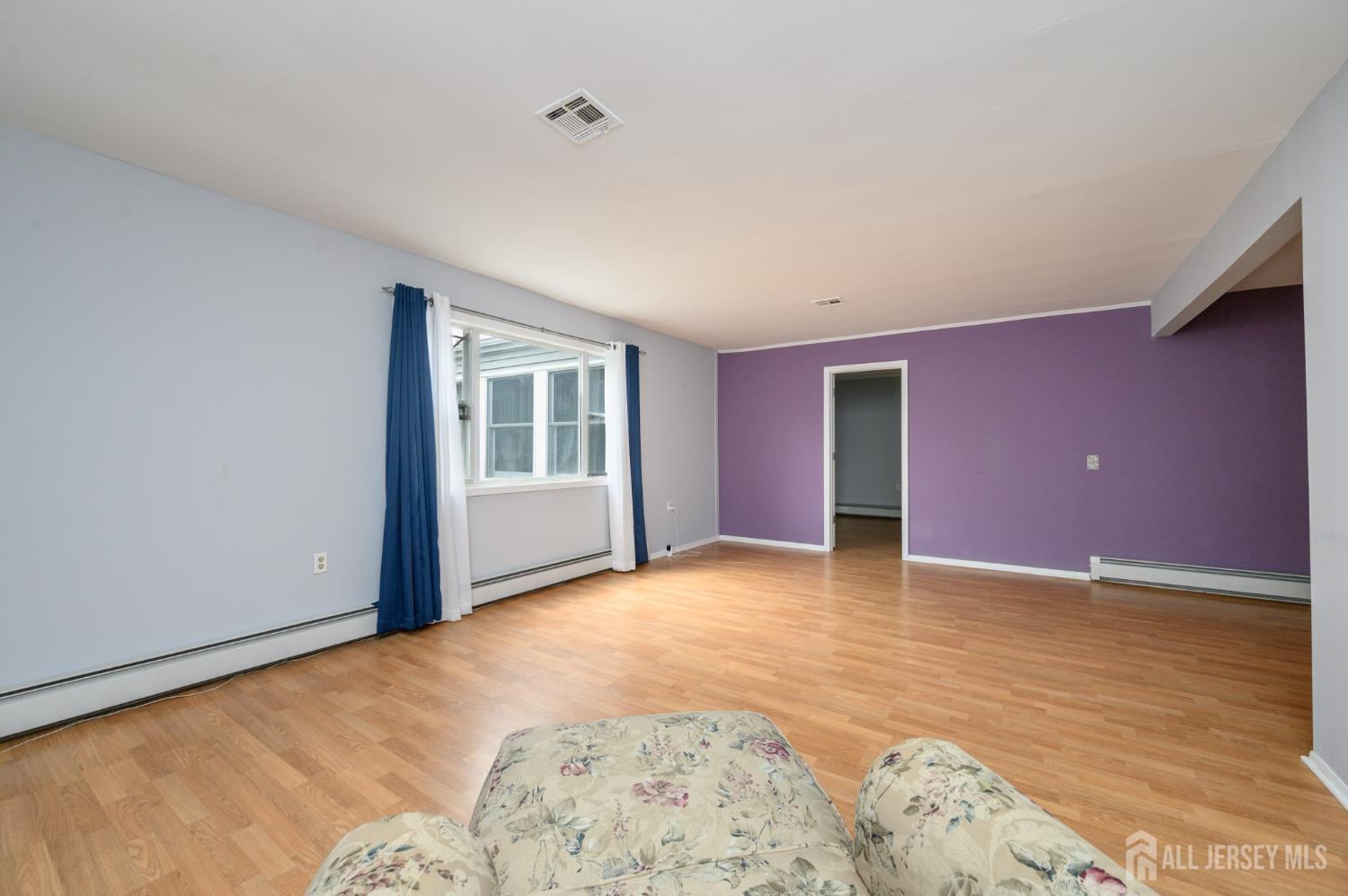 8 Lumsden Court Toms River NJ 08757