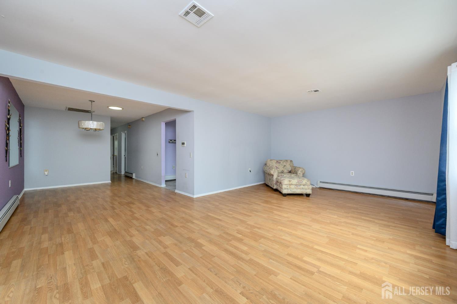 8 Lumsden Court Toms River NJ 08757