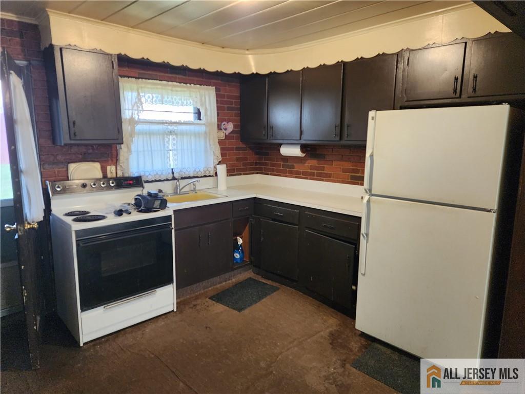 130 Garden Terrace Edison NJ 08817