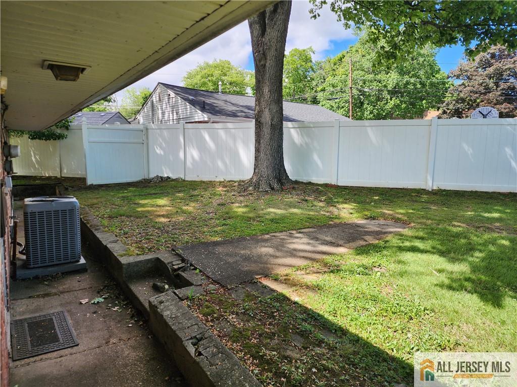130 Garden Terrace Edison NJ 08817