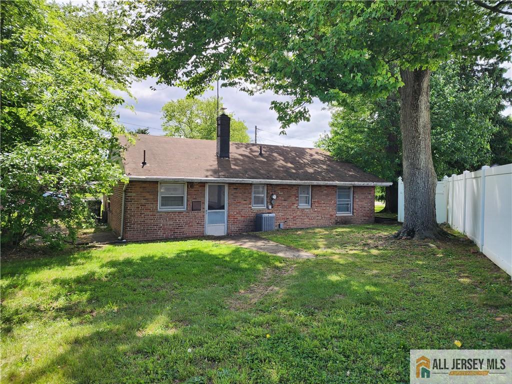 130 Garden Terrace Edison NJ 08817
