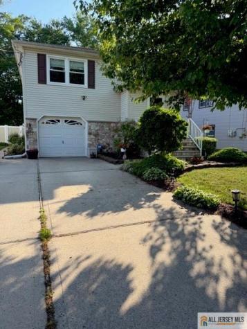 760 Magnolia Road North Brunswick NJ 08902