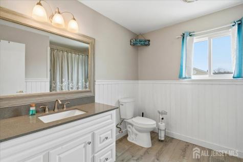 12 Holmes Avenue Monroe NJ 08831