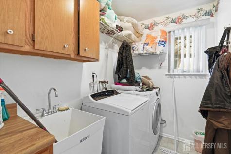 12 Holmes Avenue Monroe NJ 08831